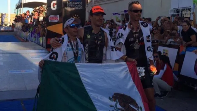 Los ganadores posan en Los Cabos