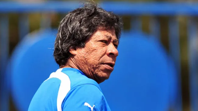 Maradiaga en una práctica con El Salvador 