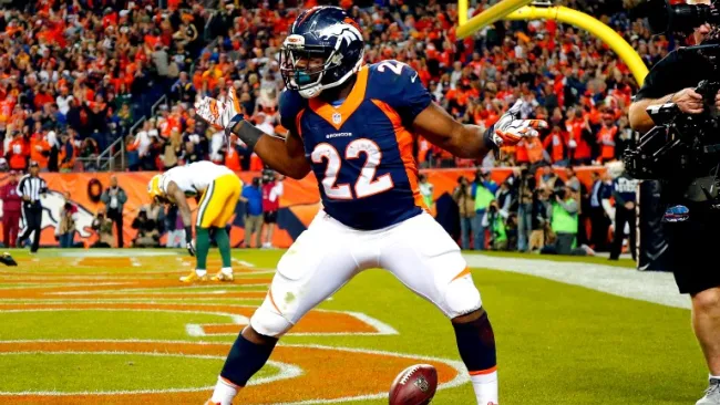 C.J. Anderson festeja un touchdown 