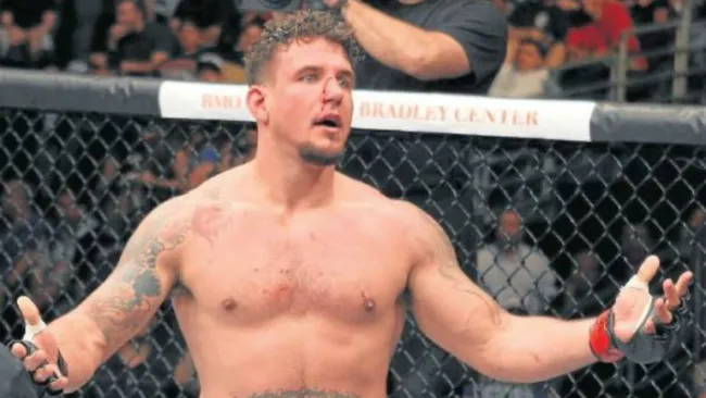 Frank Mir III durante una pelea 
