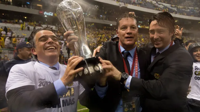 Ricardo Peláez festeja el título del Clausura 2013