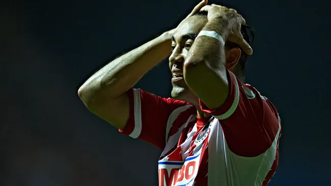 Fabián se lamenta en partido de Chivas