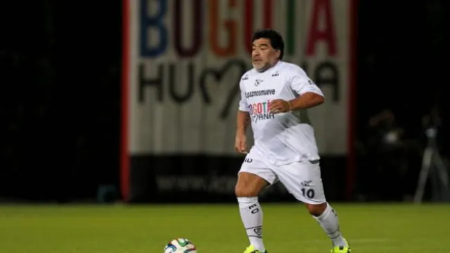 Maradona, durante un partido de beneficiencia
