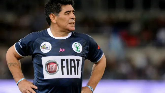 Maradona en partido amistoso