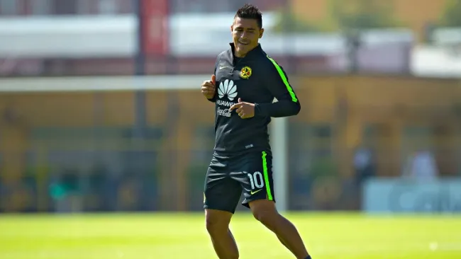 Osvaldo Martínez en un entrenamiento