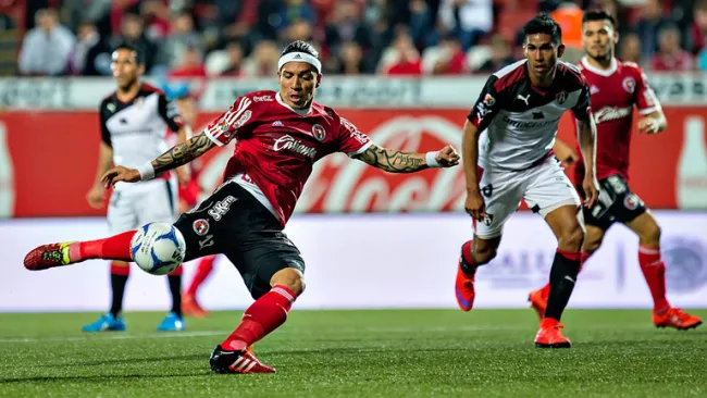 Dayro se perfila para impactar al arco