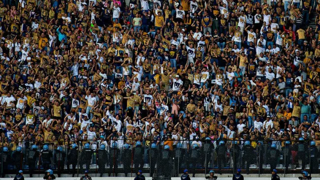 Afición de Pumas durante el partido