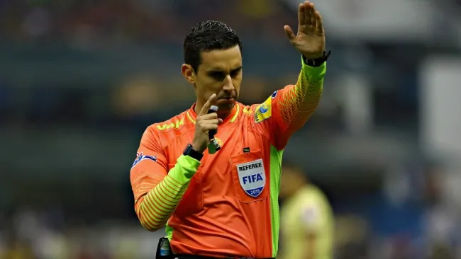César Arturo Ramos señala una falta