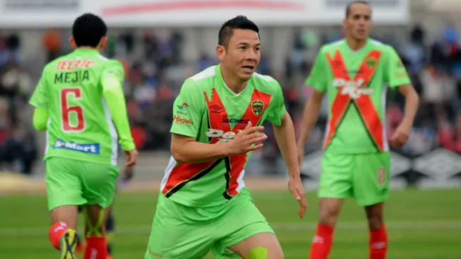 Mario Ortíz durante el duelo contra Mineros