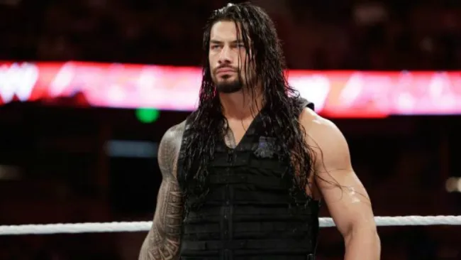Roman Reigns en un programa de Raw