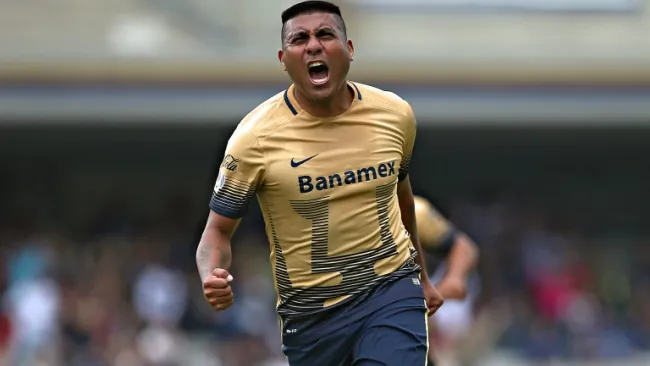 Ludueña celebra un gol en CU