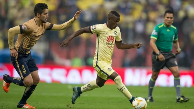 Darwin Quintero en el partido contra Pumas