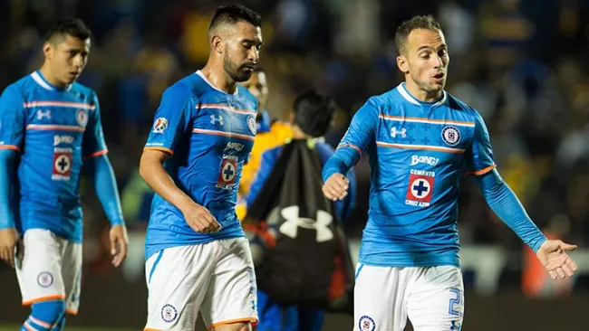 Jugadores de Cruz Azul, después de un partido
