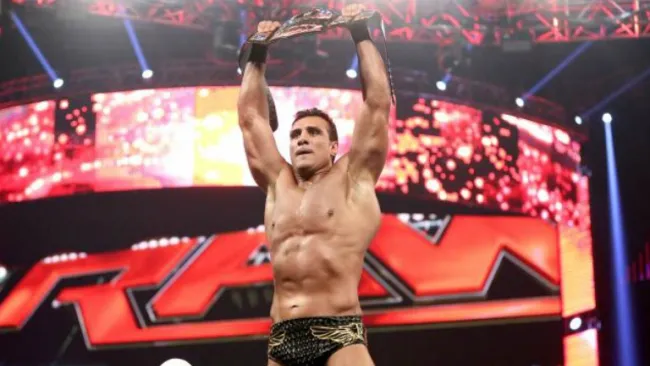 Alberto Del Río festeja un triunfo en Raw