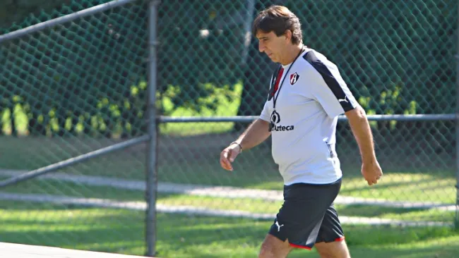 Costas, durante un entrenamiento con Atlas