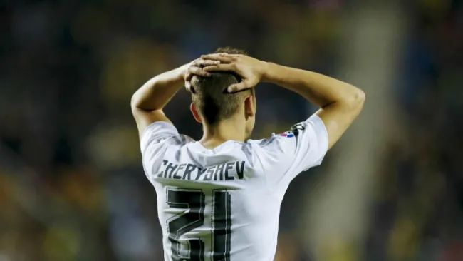 Cheryshev se lamenta durante un partido con el Real Madrid