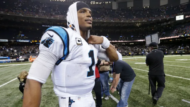 Cam Newton después de un partido