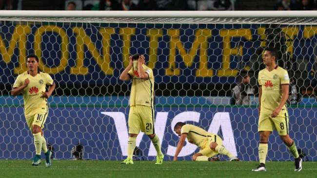 Jugadores del América después del partido