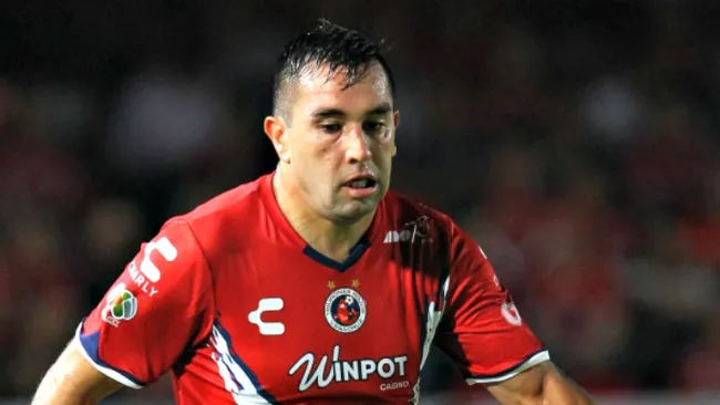 Fernando Meneses jugando con Veracruz