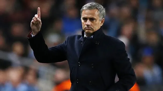 Mourinho, en partido con el Chelsea