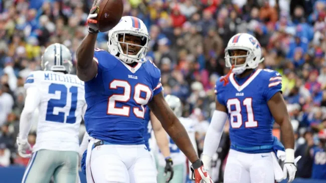 Karlos Williams festejando su touchdown contra Dallas