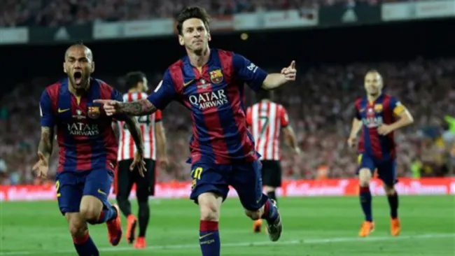 Messi celebra tras anotar con el Barcelona