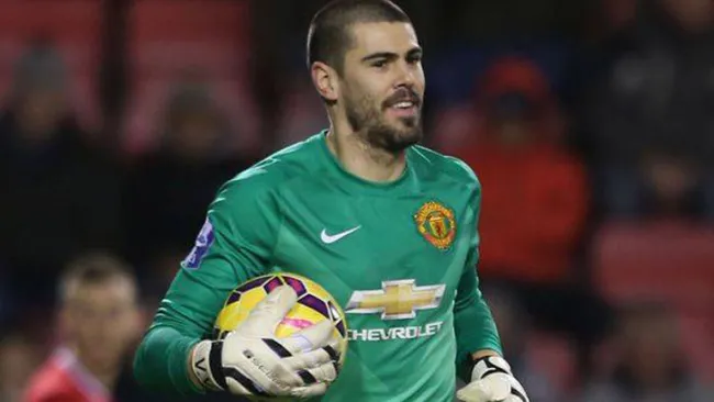 Valdés durante un partido del Manchester United