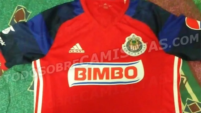 Las Chivas debutarían un uniforme rojo en C2016