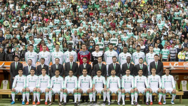 Foto oficial de Santos Laguna para el Clausura 2016