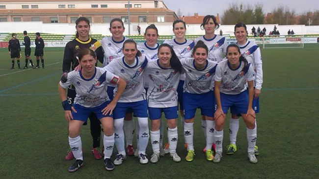 Jugadoras del Albacete posan previo a un partido