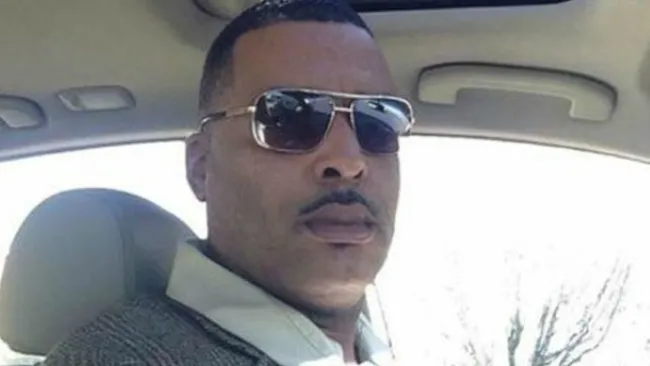 La selfie que Donald Pugh se tomó para mandarla a las autoridades