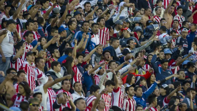 Así lució la tribuna del Estadio Azul durante el duelo