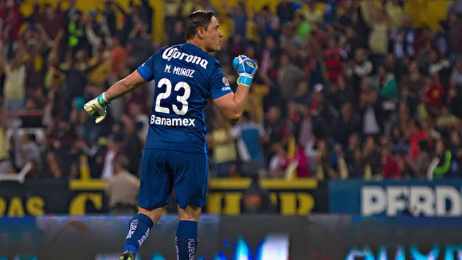 Muñoz, en el partido contra Atlas