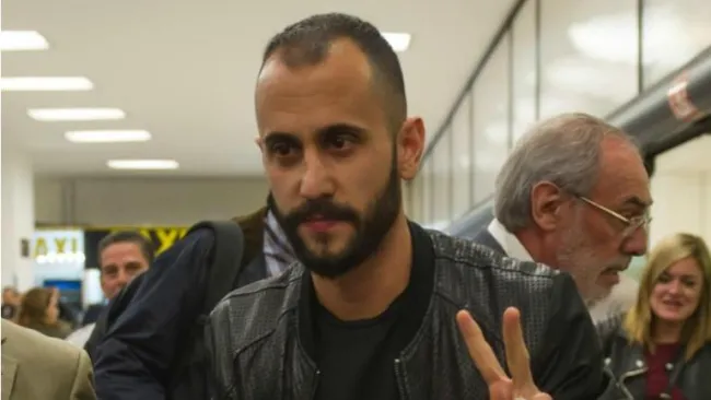 Víctor Vázquez en su llegada a México