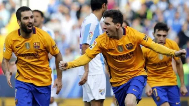 Messi celebra su gol contra Málaga