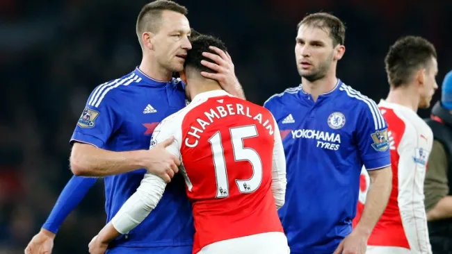 Terry consuela a Chamberlain