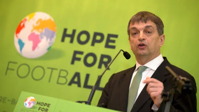 Jerome Champagne en un evento