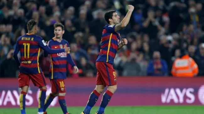 Luis Suárez festeja su gol contra el Athletic club de Bilbao