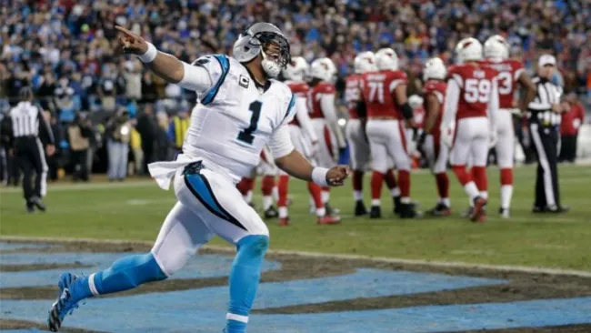 Newton celebra su touchdown en la Final de Conferencia