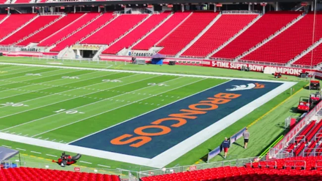 Así lucen las diagonales de los Broncos de Denver