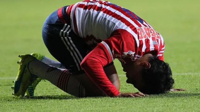 Bravo lamenta una jugada contra Morelia 