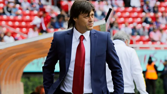 Almeyda, durante un partido de Chivas