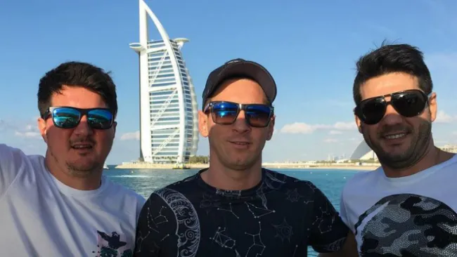 Messi durante su visita a Dubái