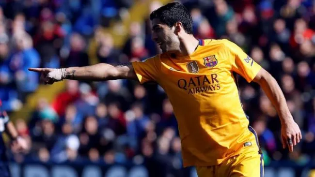 Suárez festeja su anotación sobre Levante