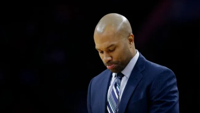 Derek Fisher al final de su partido contra Filadelfia