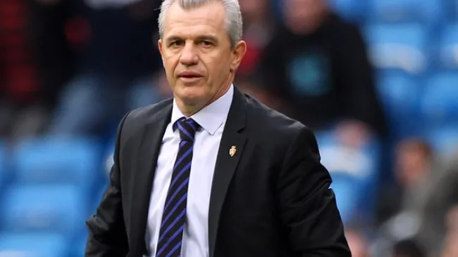 Aguirre observa un partido