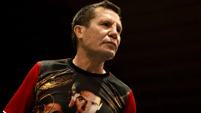 Julio César Chavez, en una pelea de exhibición