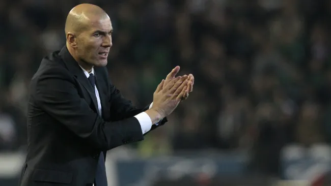 Zidane durante un encuentro del Madrid