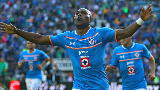 Guerrón, festejando su anotación contra Gallos