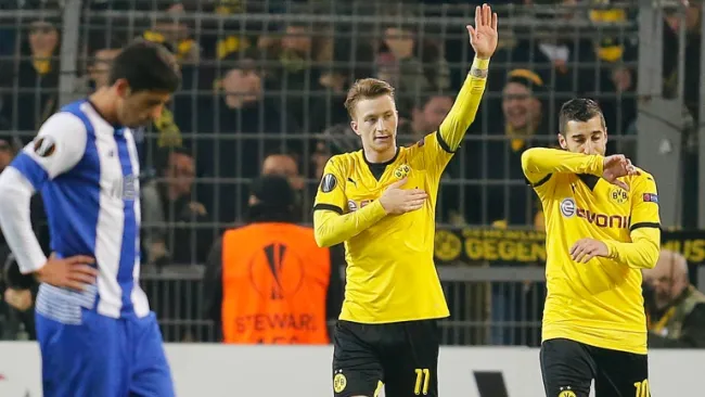 Marco Reus festeja su gol en el partido